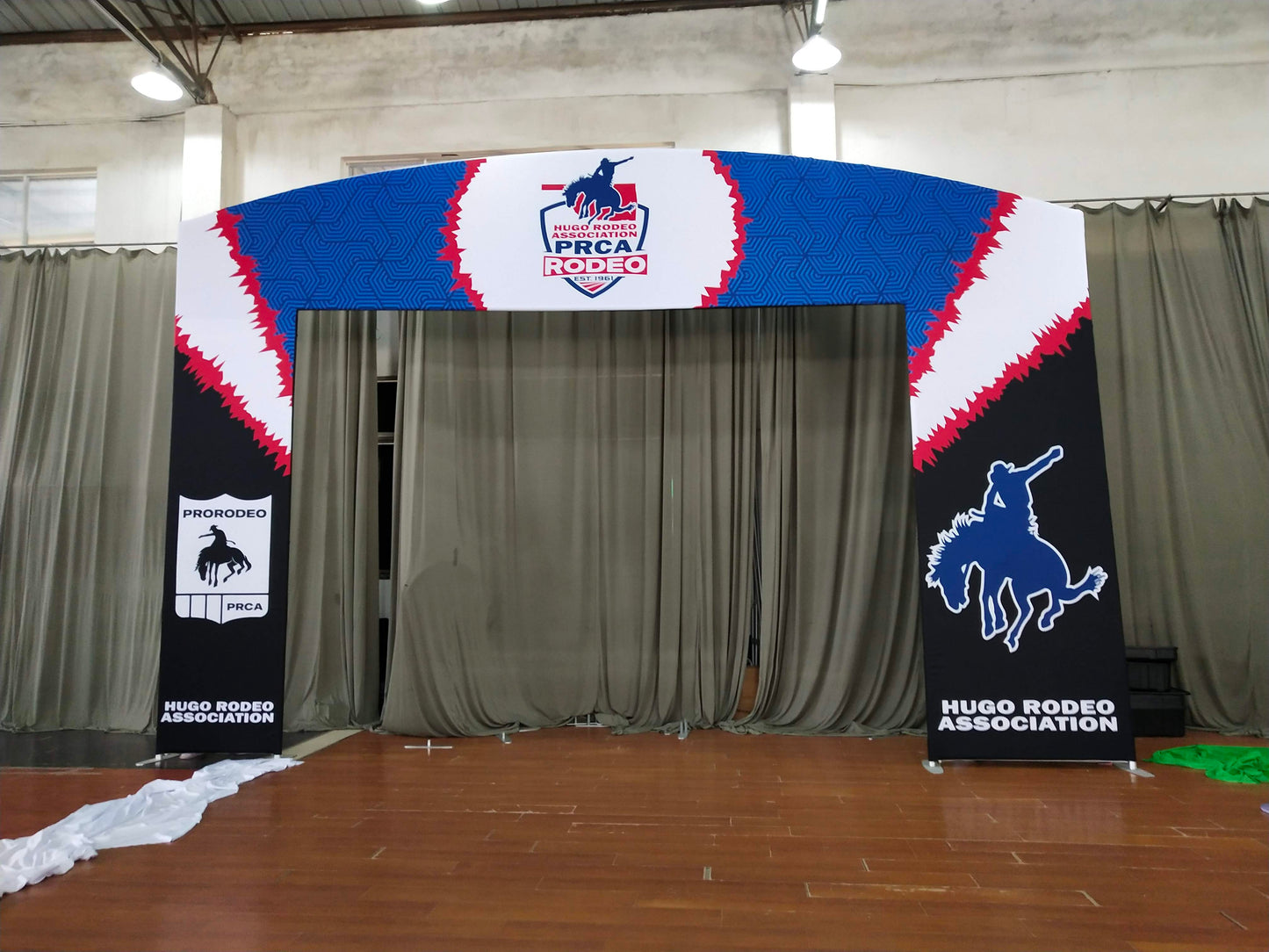 Custom Gate Frame Arch